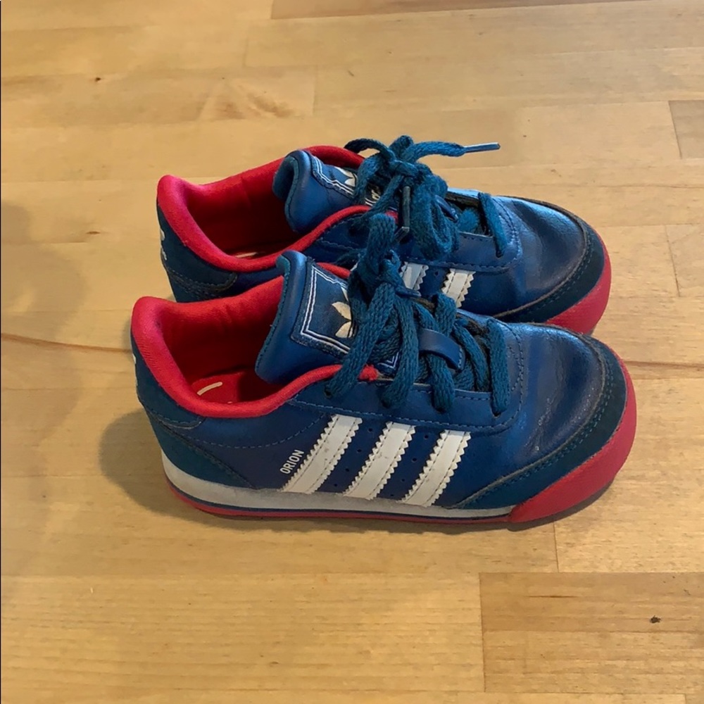 Adidas toddler sneakers